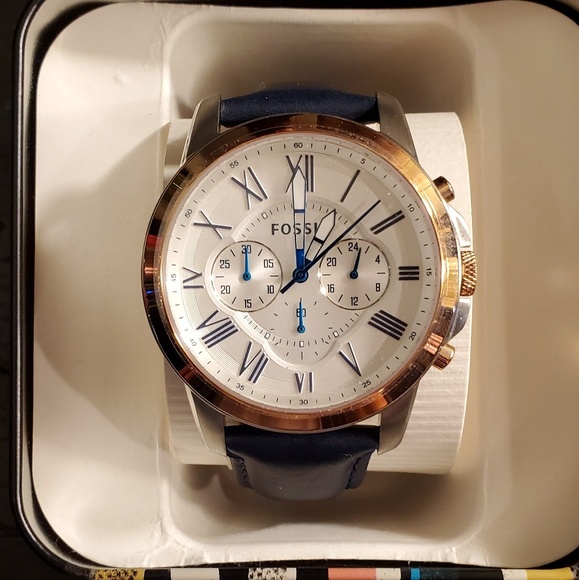 Men's Watch - Picture 4 of 7